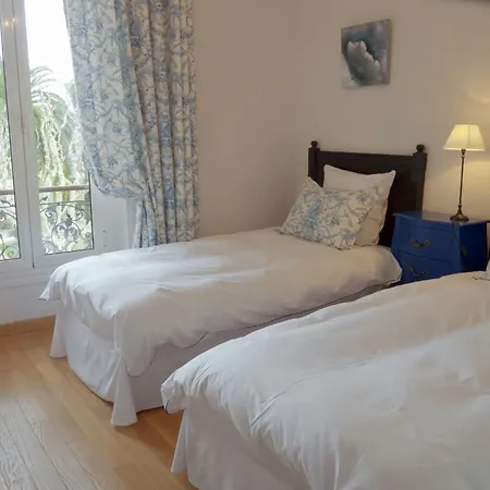 La Regence Hotel *