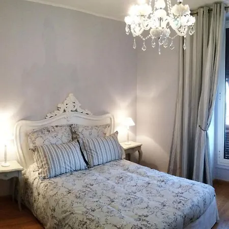 La Regence Hotel *